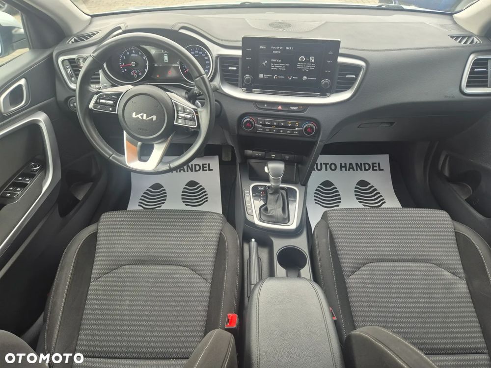 Kia Ceed 1.5 T-GDI MHEV L DCT - 12
