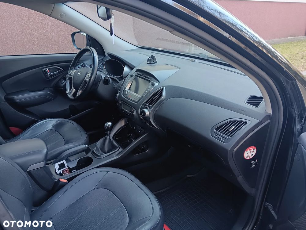 Hyundai ix35 1.7 CRDi Premium 2WD - 12