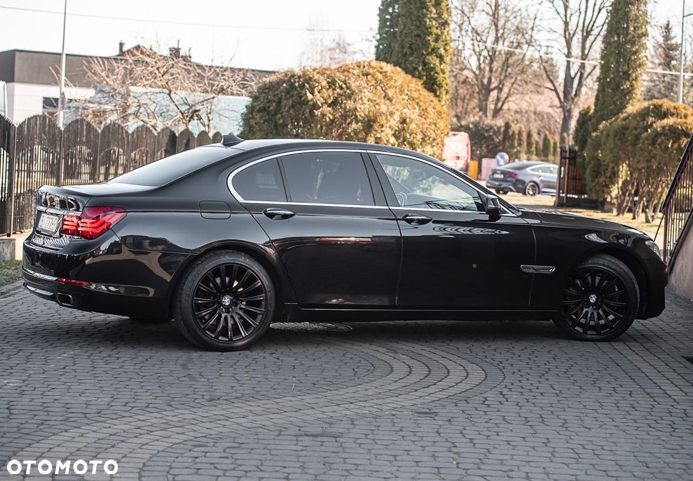 BMW Seria 7 740d xDrive - 7