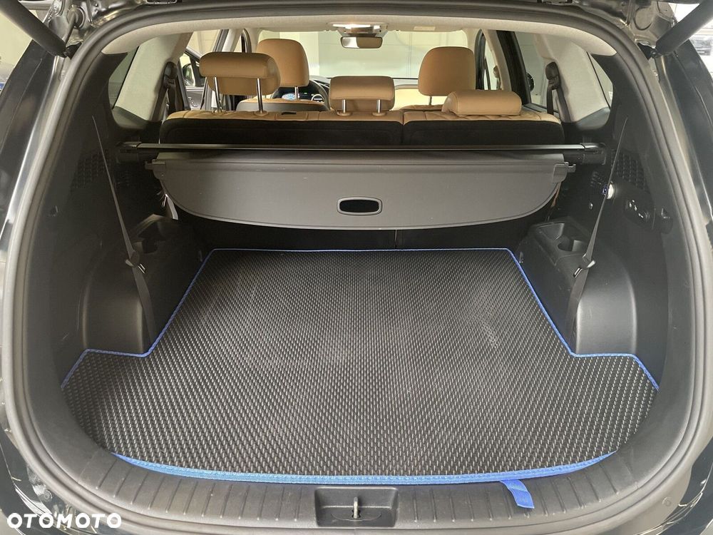 Hyundai Santa Fe - 40