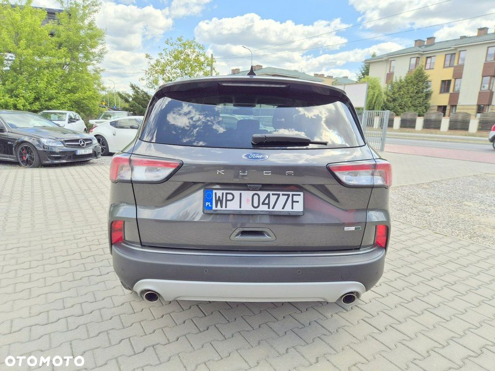Ford Kuga - 9