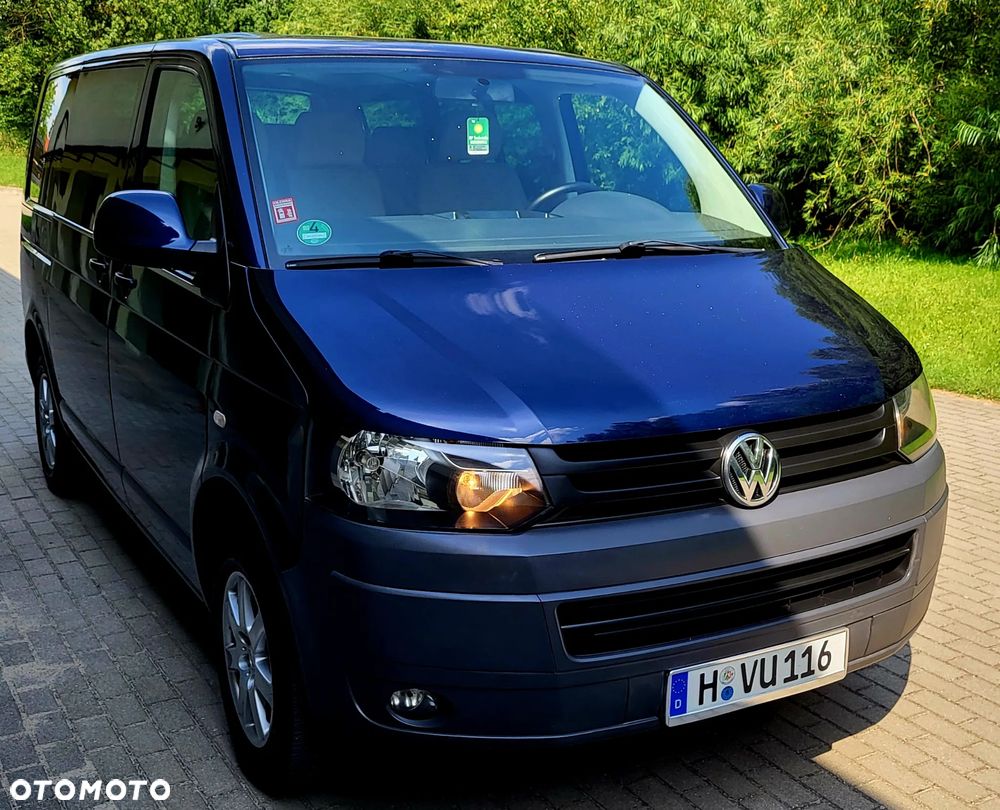 Volkswagen Transporter - 1