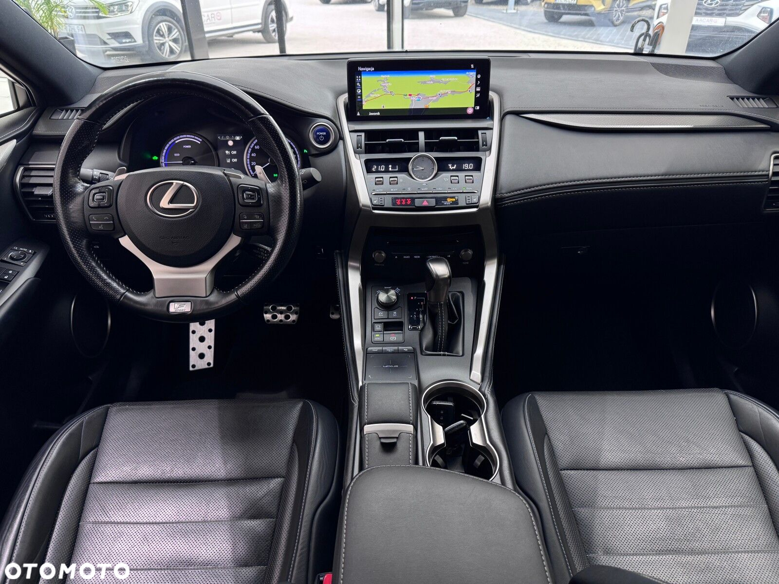 Lexus NX - 14