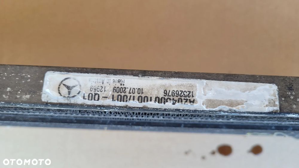 CHŁODNICA OLEJU A2045001001 MERCEDES W204 W212 W207 3.0 3.5 CDI V6 - 3