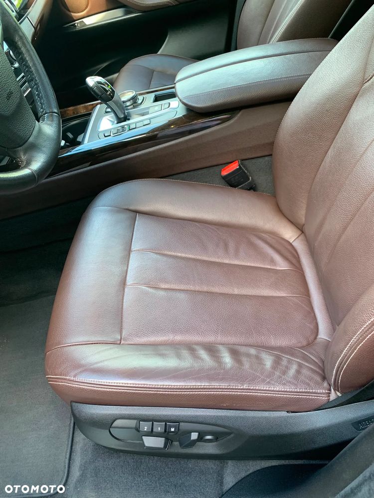 BMW X5 xDrive35i - 28