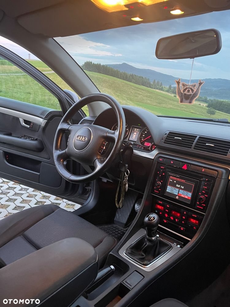Audi A4 Avant 1.8T - 7