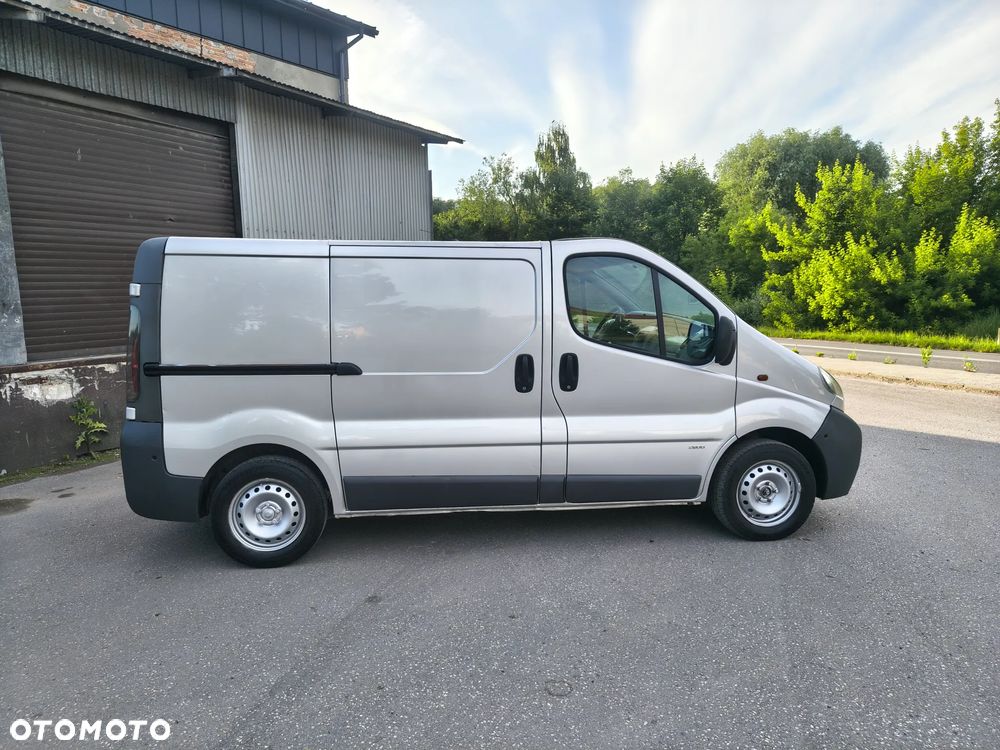 Opel Vivaro 1.9cdti - 9