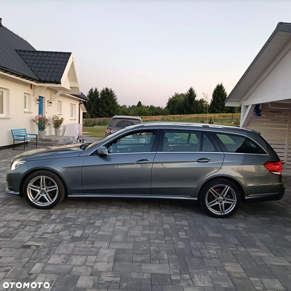 Mercedes-Benz Klasa E 300 T BlueTEC 7G-TRONIC - 7