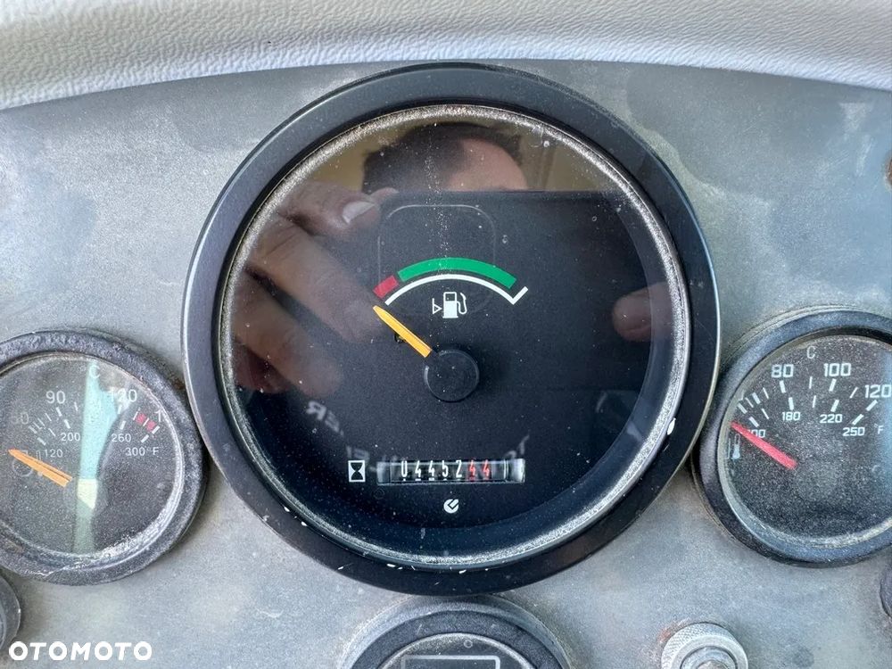 Kramer ALLRAD 680 - 22