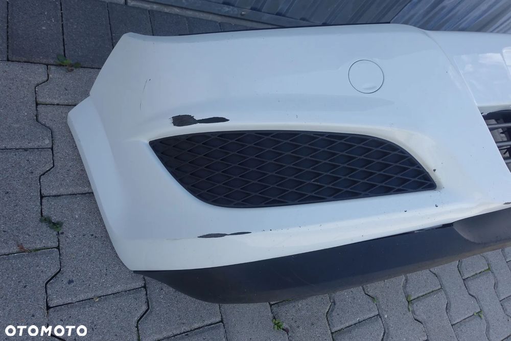 ZDERZAK PRZEDNI OPEL ASTRA H III - 3