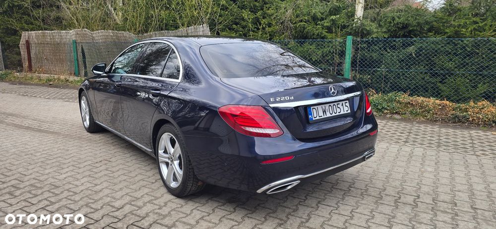 Mercedes-Benz Klasa E 220 d Business Edition 9G-TRONIC - 6