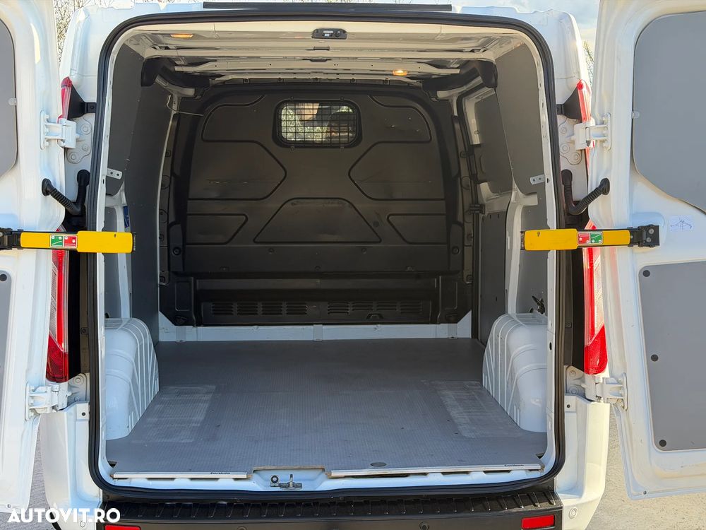 Ford Transit Custom DCIV 320 2.0 EcoBlue 130 CP L1H1 Active - 7
