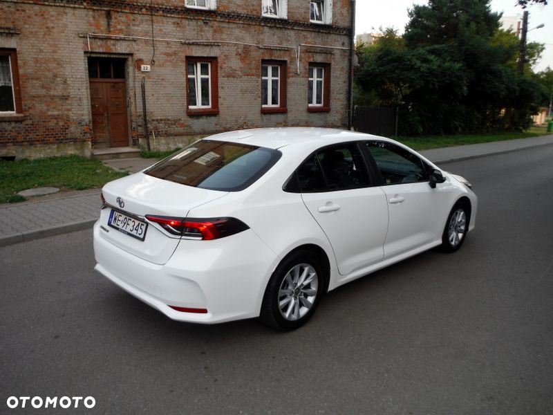 Toyota Corolla 1.5 Comfort - 29