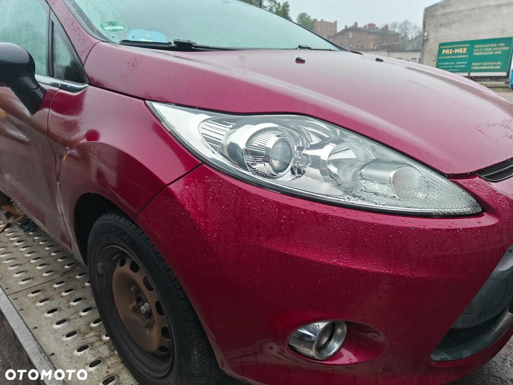 Ford Fiesta 1.25 Celebration - 3