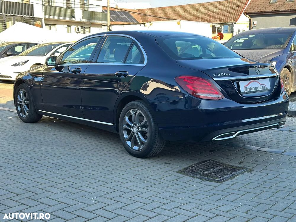 Mercedes-Benz C 220 CDI DPF Automatik BlueEFFICIENCY Avantgarde - 4
