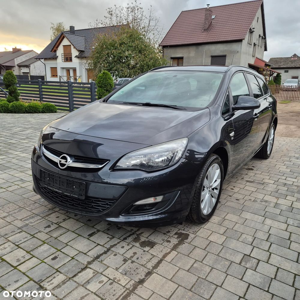 Opel Astra 1.4 Turbo 150 Jahre - 2