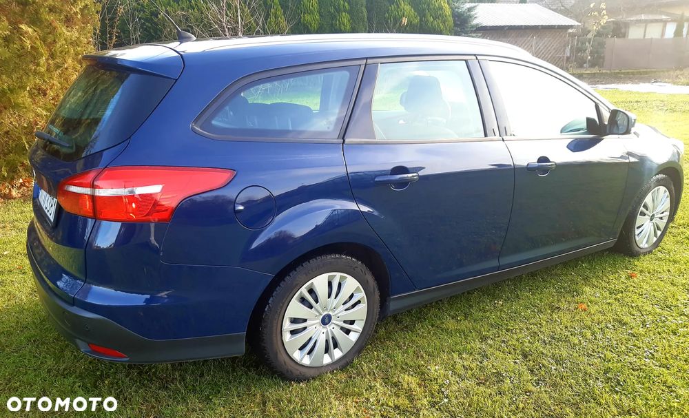 Ford Focus 1.5 TDCi Trend - 6