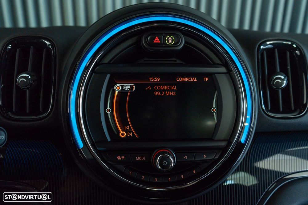 MINI Countryman Cooper D Auto - 16