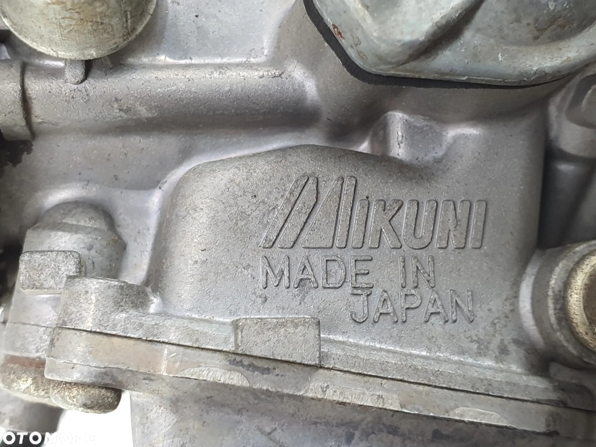 GAZNIK PRZEPUSTNICA  SMC 700 ARGON JUMBO 700 - 16