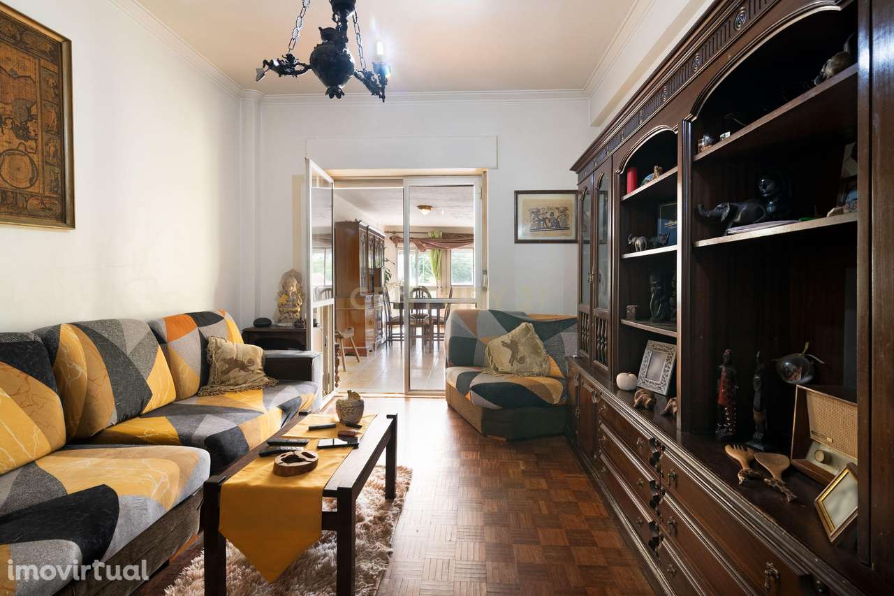 T3 com Terraço Amplo – Oportunidade para Criar a Casa dos Seus Sonhos - Grande imagem: 4/28