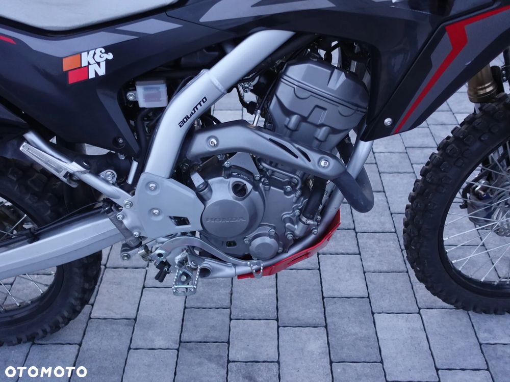 Honda CRF - 6