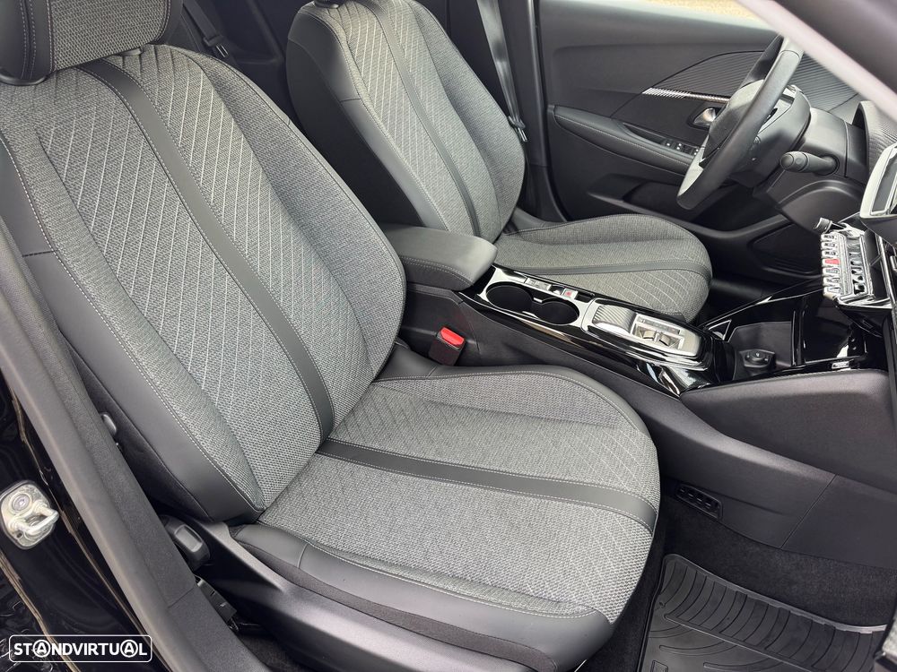 Peugeot e-208 Style - 15