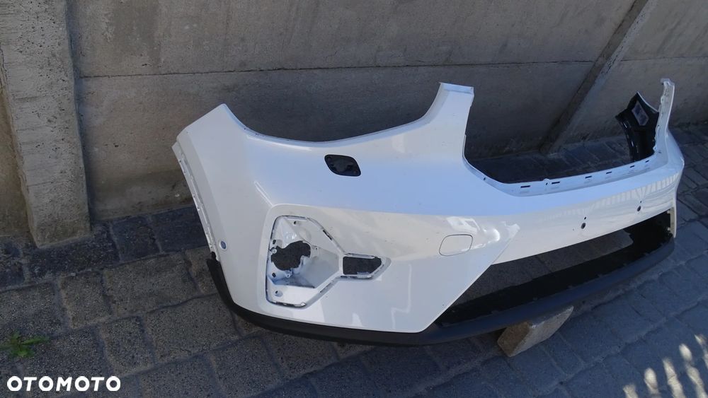 VOLVO XC40 LIFT - zderzak przedni - 2