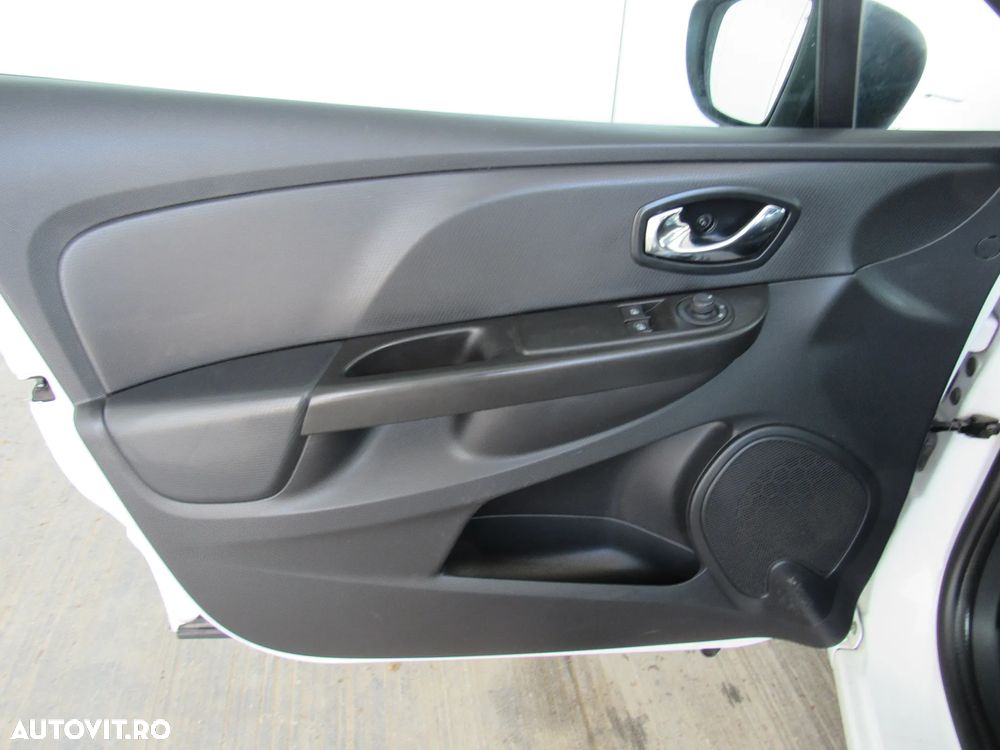 Renault Clio 1.5 dCi 75 Authentique - 13