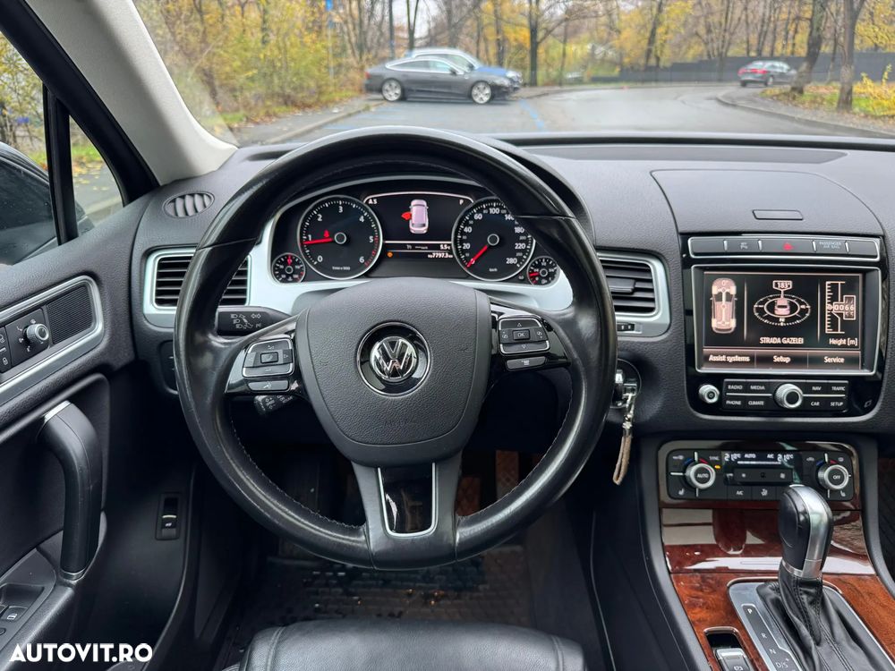 Volkswagen Touareg 3.0 V6 TDI BMT Terrain Tech - 10