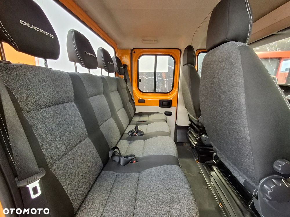 Fiat Ducato LIFT 2015r Automatyczna Skrzynia Biegów Brygadówka Doka Dubel Kabina Światła LED Hak Służba Autostradowa Służba Drogowa - 20