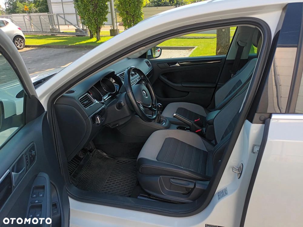 Volkswagen Jetta 1.4 TSI BMT Comfortline - 7