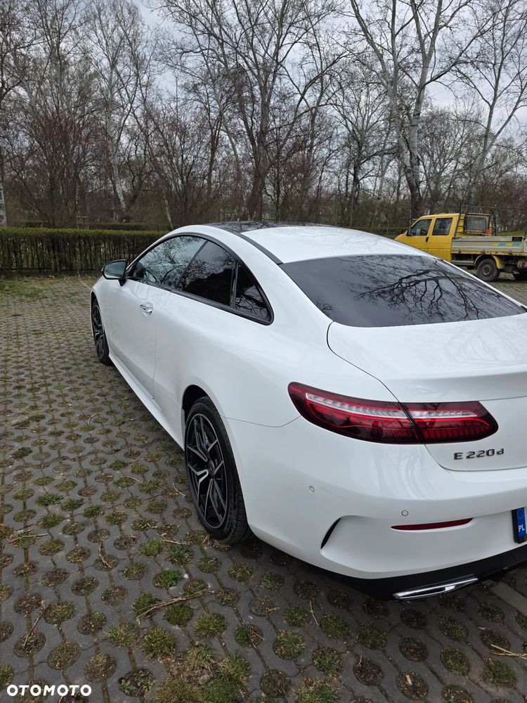 Mercedes-Benz Klasa E 220 d 4-Matic AMG - 4