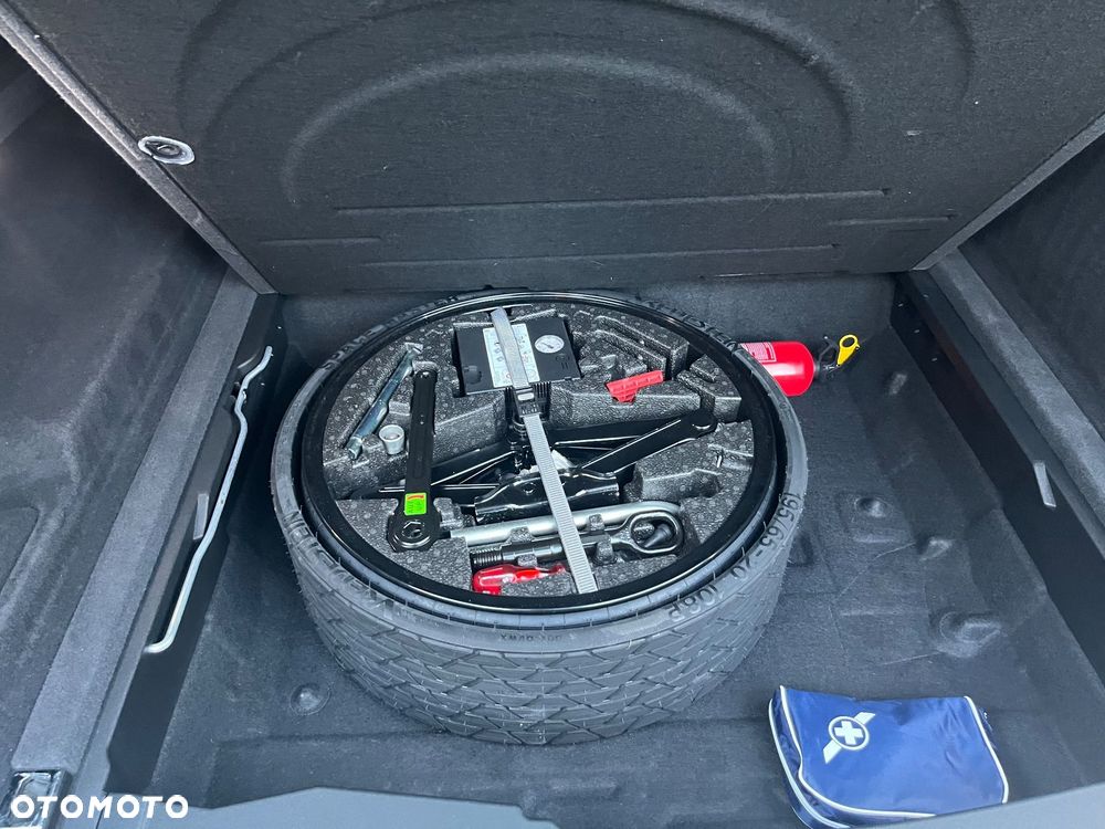 Volkswagen Touareg - 20