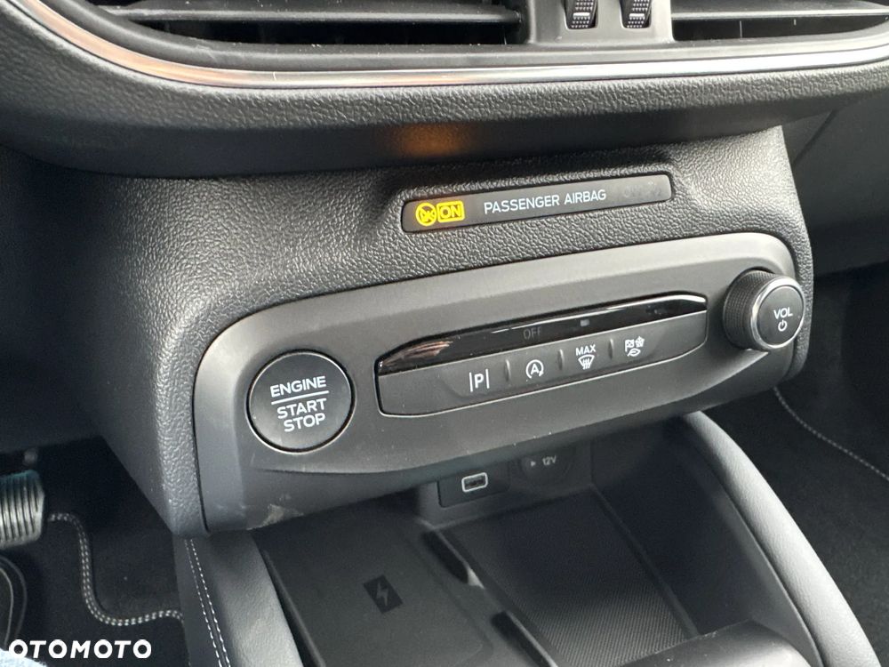 Ford Focus 1.0 EcoBoost Titanium X - 22