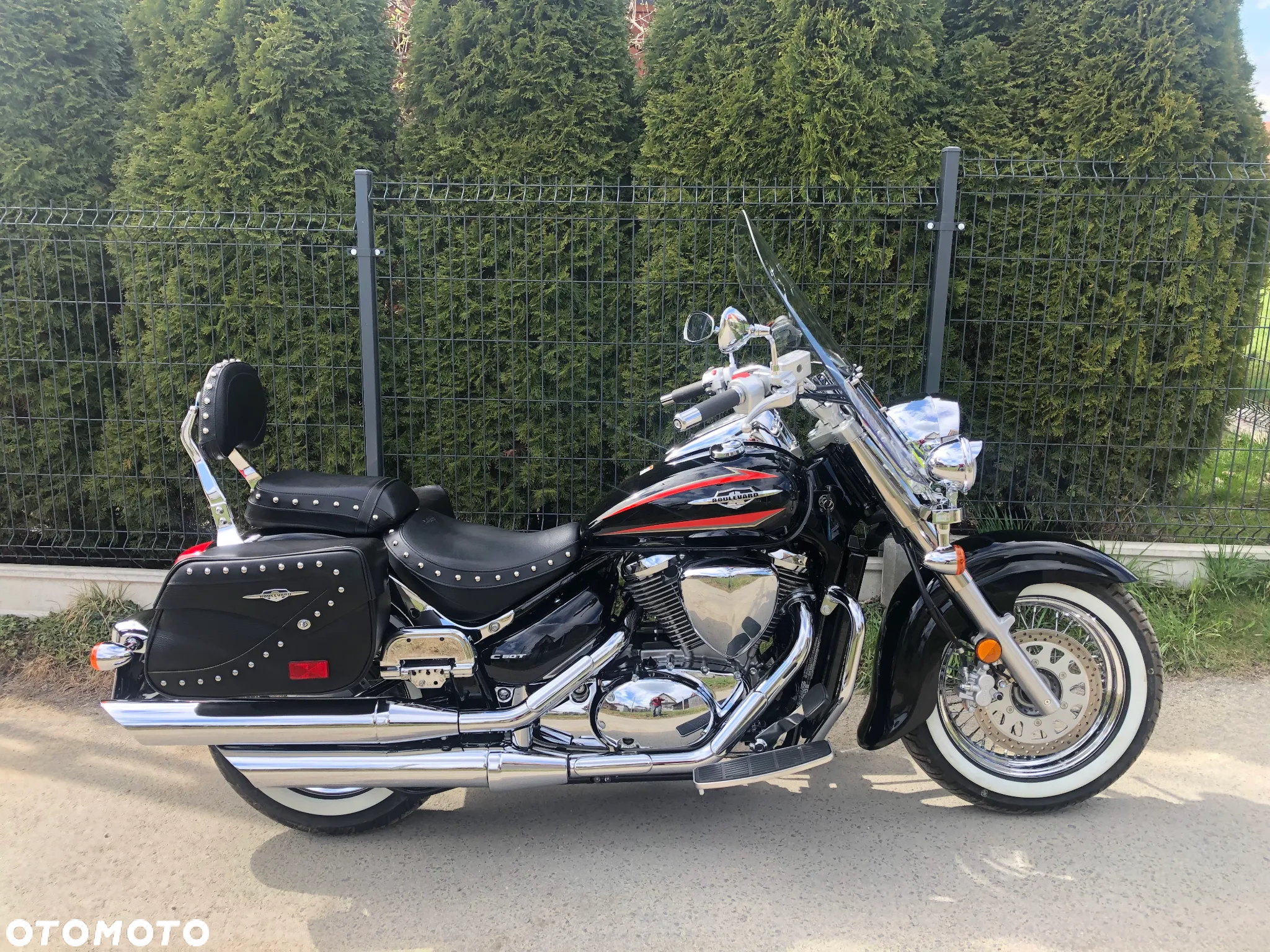 Suzuki VL 800 Volusia - Boulevard C50 - 2