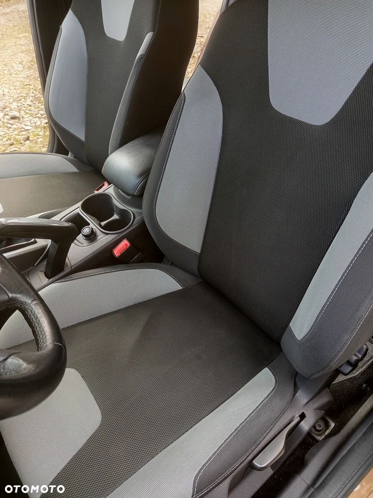 Ford Focus 1.0 EcoBoost Trend - 13