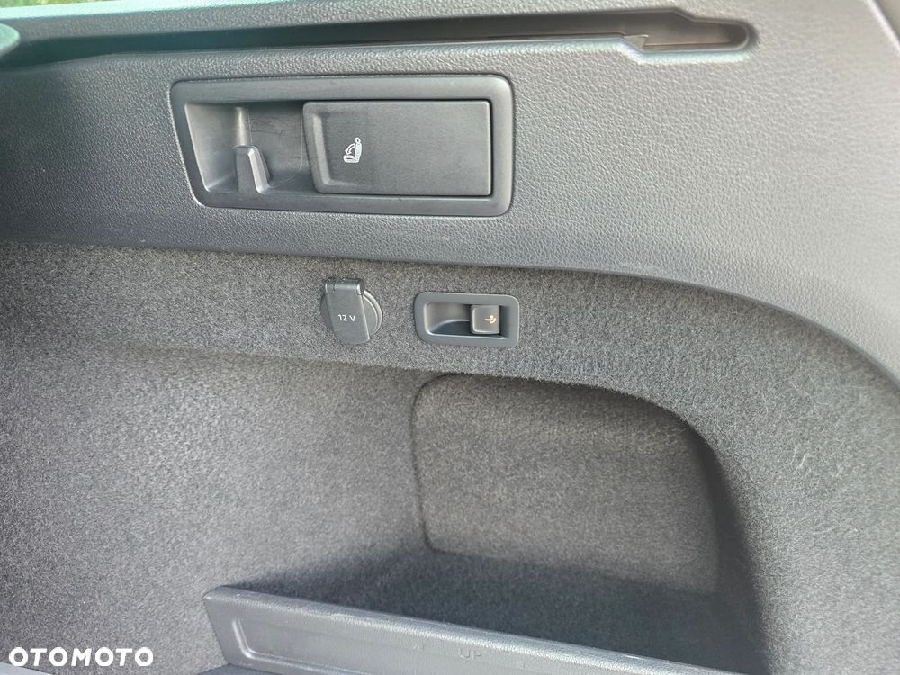 Volkswagen Passat Alltrack 2.0 TDI Bi-Turbo SCR 4Mot DSG - 23