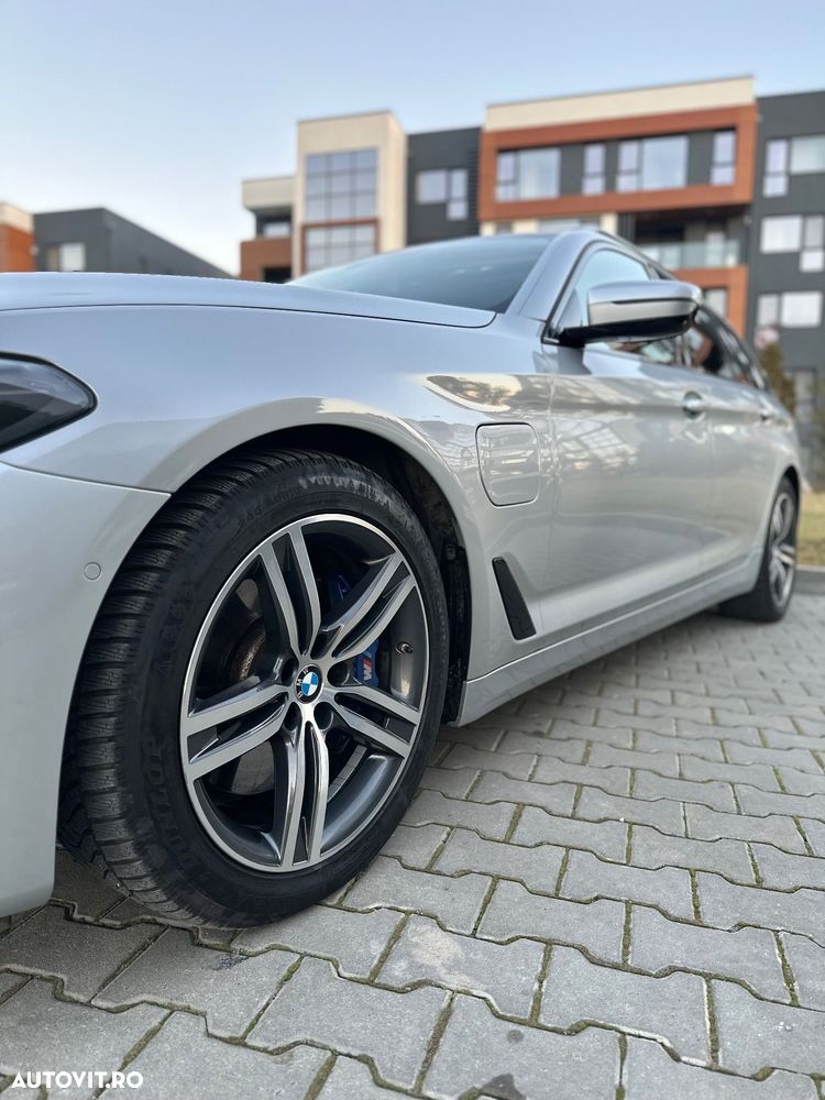 BMW Seria 5 530e Touring Aut. Luxury Line - 35