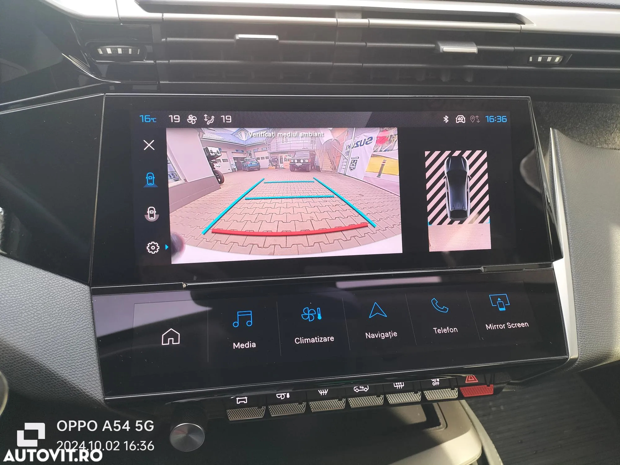 Peugeot 408 PHEV 180 Allure Pack - 22