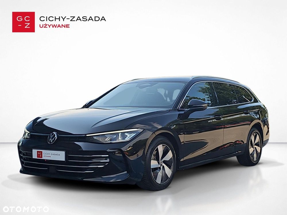 Volkswagen Passat - 1
