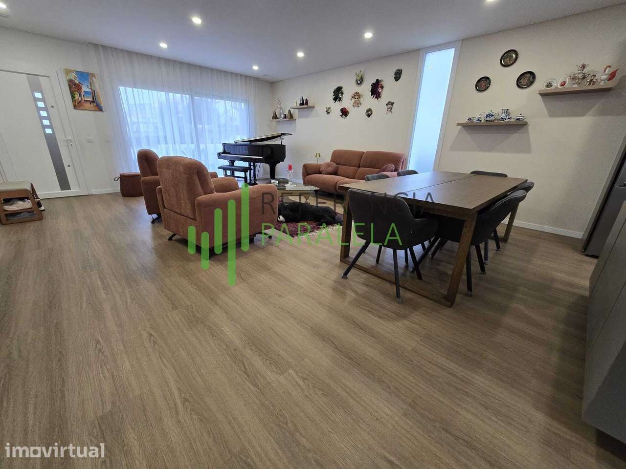 Moradia T4 - Grande imagem: 2/18