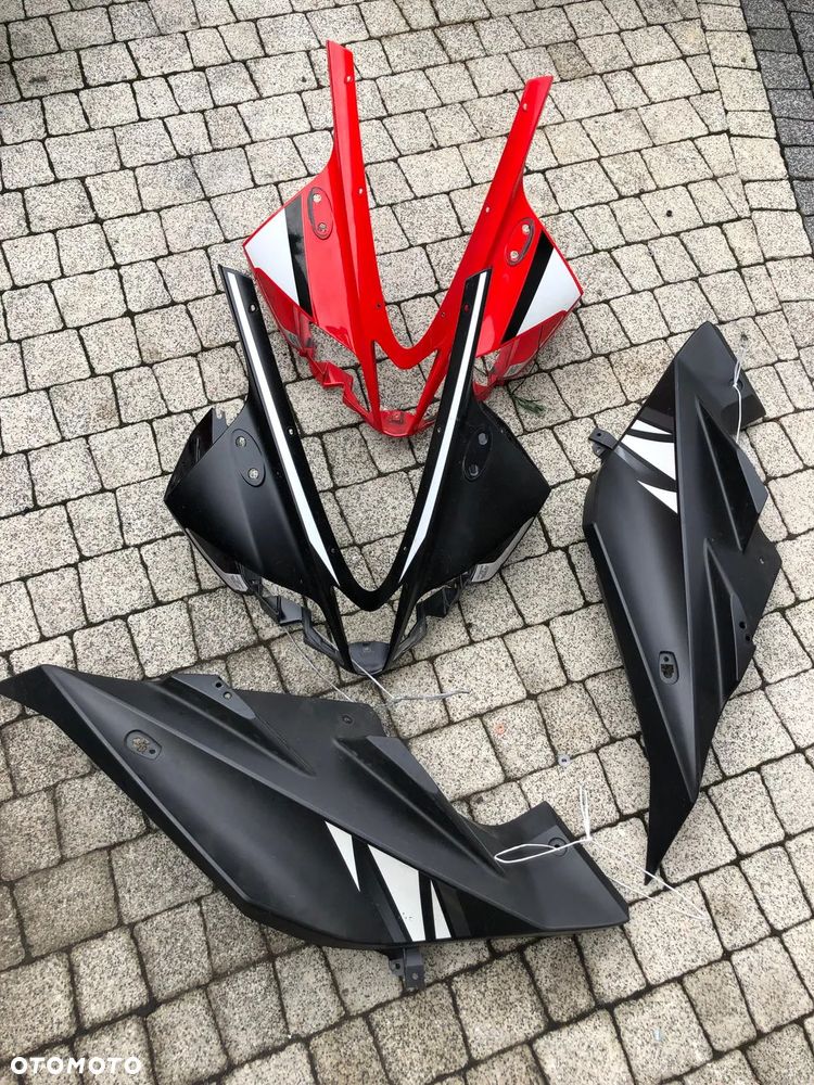 Yamaha Yzf 125  bok czasza szyba osłona lampa  czacha - 1