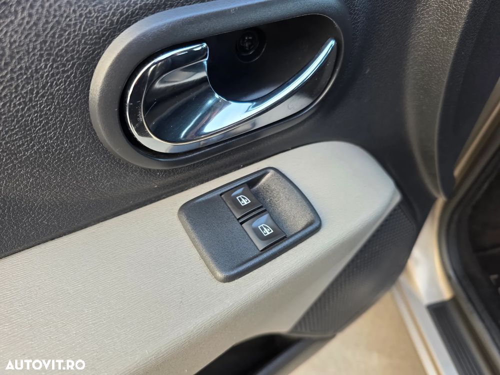 Dacia Lodgy dCi 90 Laureate - 14