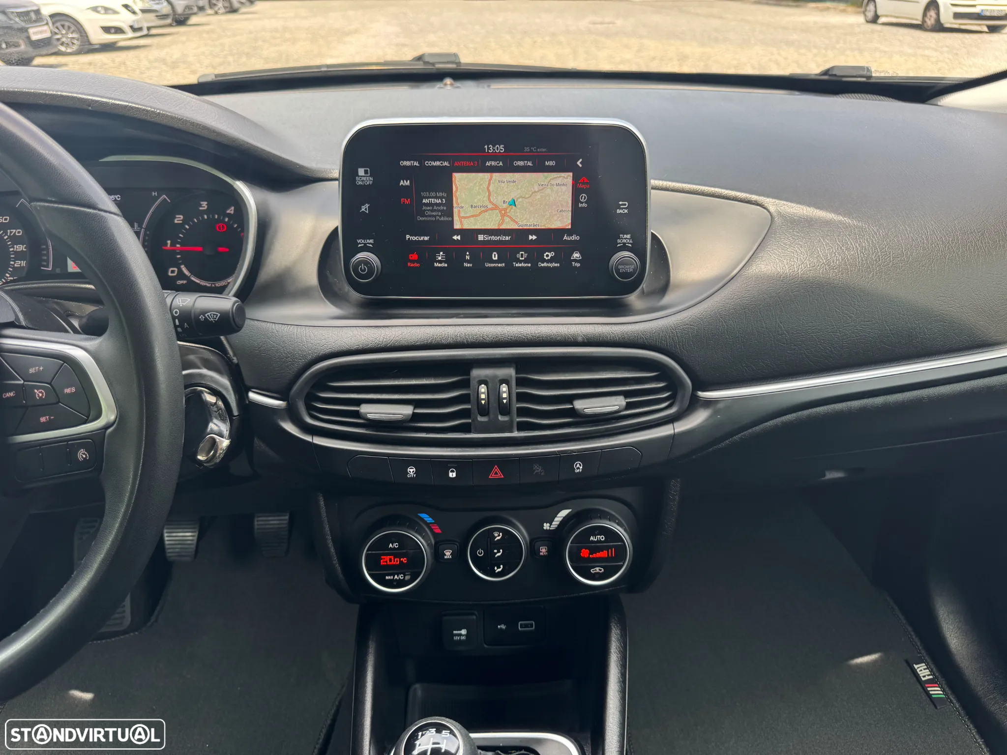 Fiat Tipo Station Wagon 1.3 M-Jet Lounge - 27