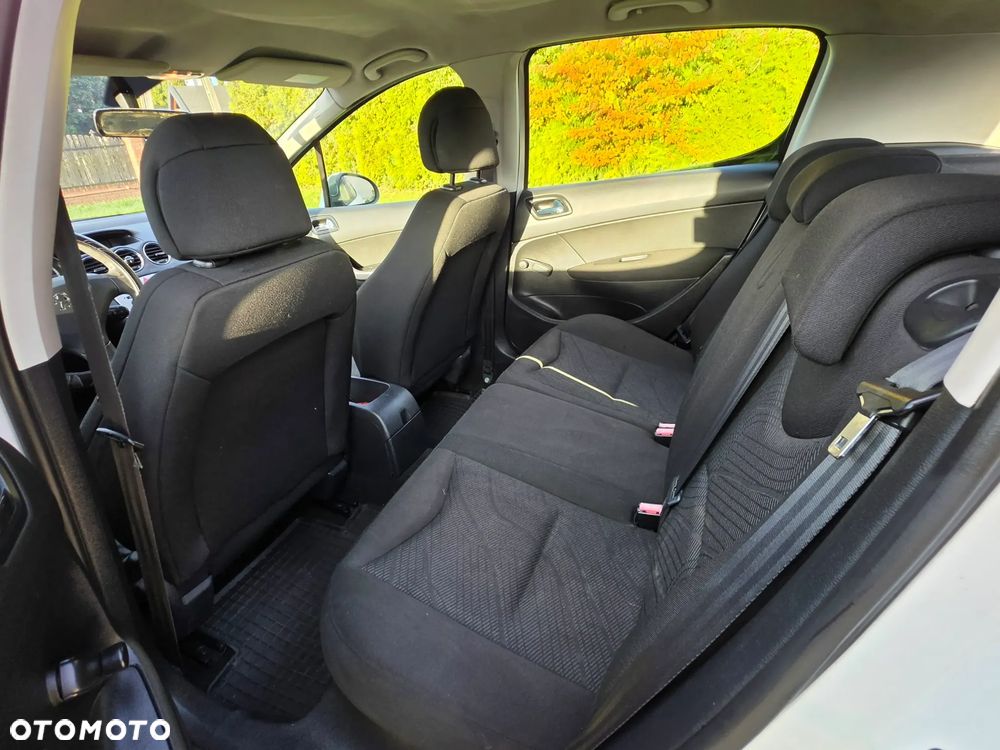 Peugeot 308 1.6 HDi Presence - 11