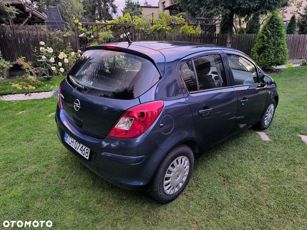 Opel Corsa 1.2 16V Essentia - 6