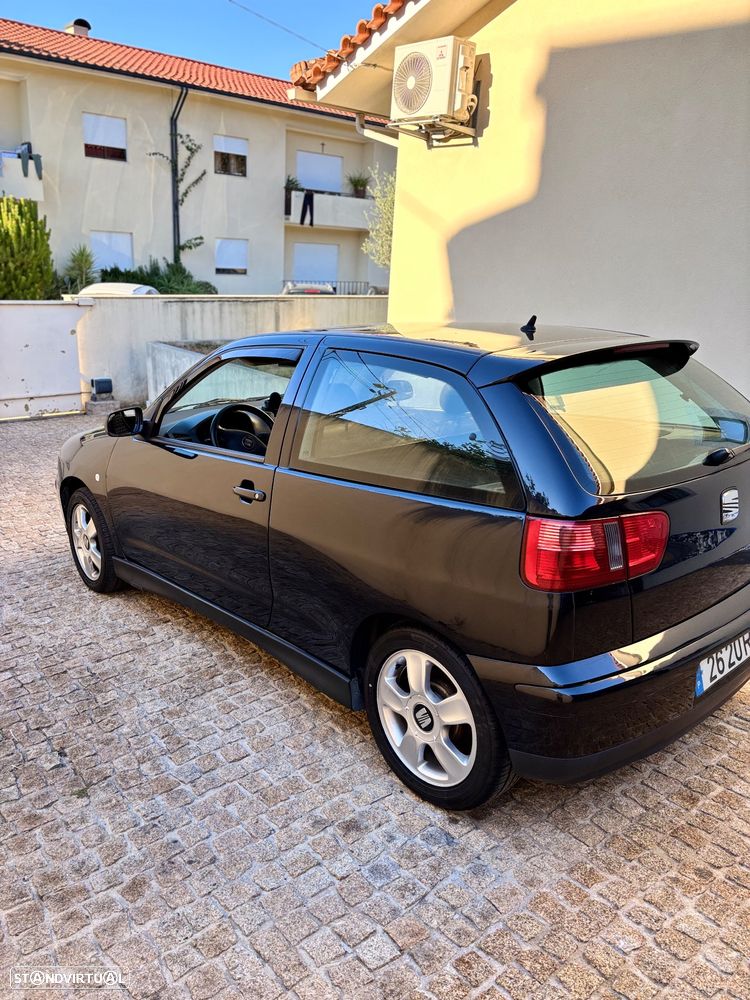 SEAT Ibiza - 4