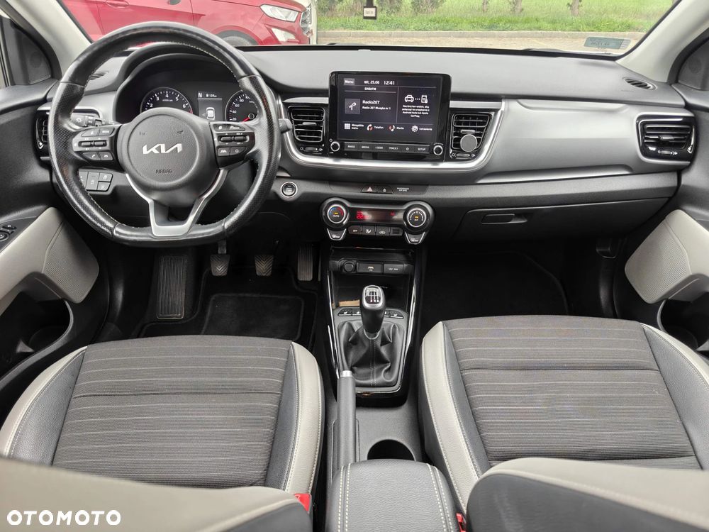 Kia Stonic 1.0 T-GDI MHEV L Business Line - 16