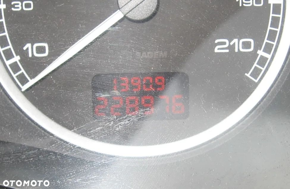 silnik motor KFU PEUGEOT 207 307 1.4 16V - 2