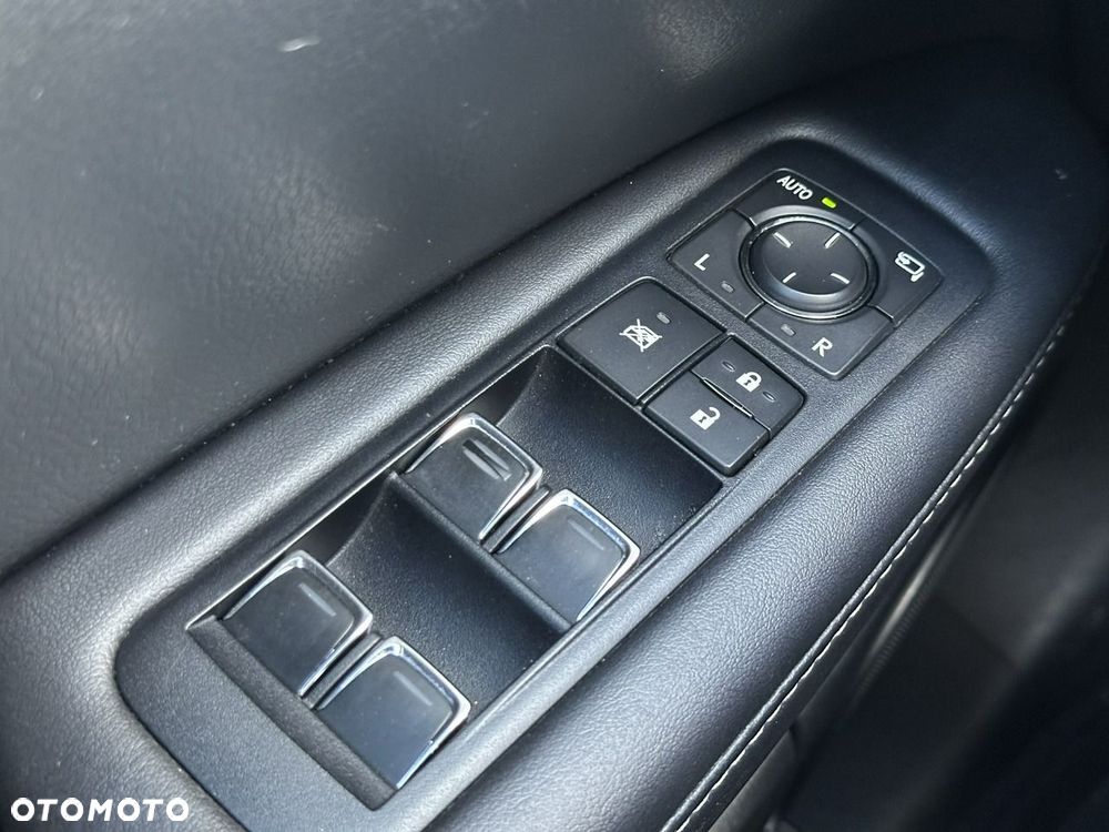 Lexus RX - 38